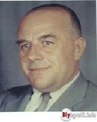 Adnan Ötüken